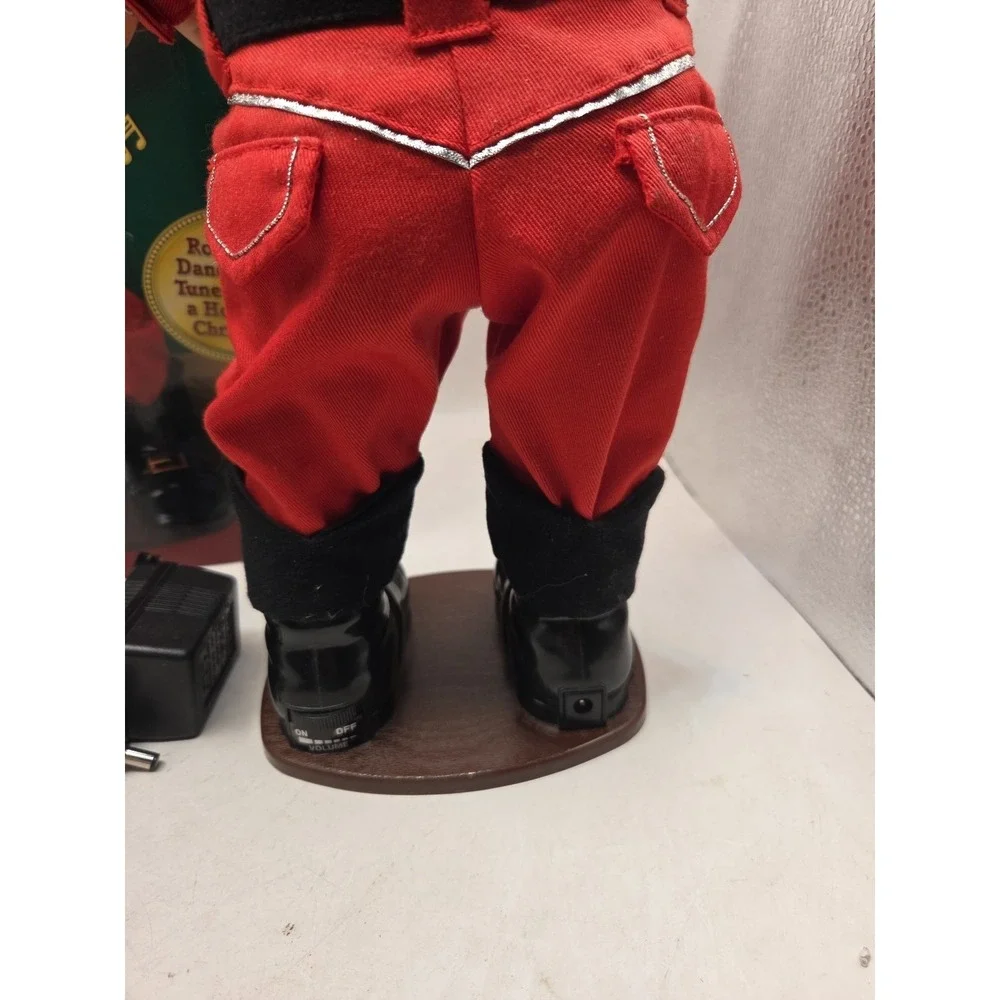 Holly Jolly Rock Santa Singing Hip-Swingin' Santa 1999 Alan Jackson SEE NOTES